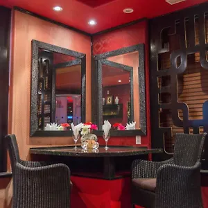 https://mariaggis-theme-suite-hotel-spa.winnipeg-hotels.net